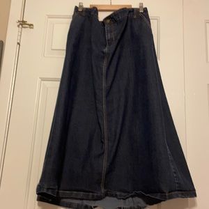 Plus sized, blue jean skirt